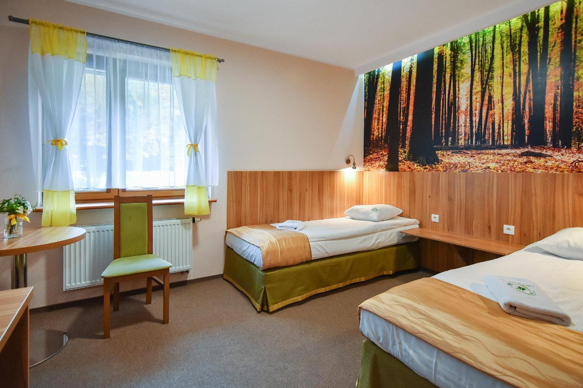 Lesny Osrodek Szkoleniowy W Puszczykowie Puszczykowo Exteriér fotografie