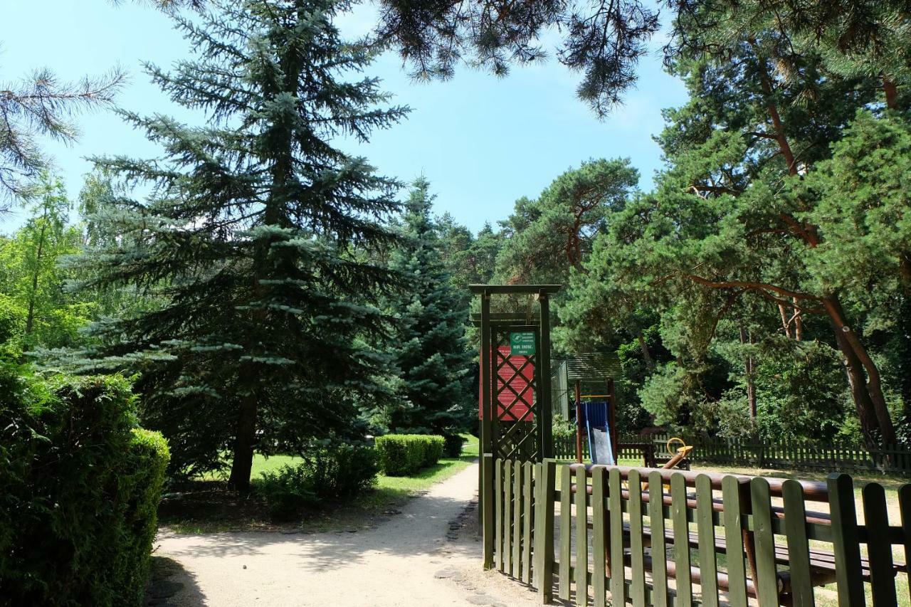 Lesny Osrodek Szkoleniowy W Puszczykowie Puszczykowo Exteriér fotografie